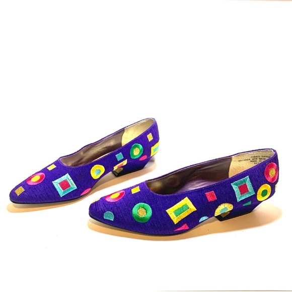 Vintage 80’s New Wave Embroidered Totally Rad 1.5” Kitten Heel Shoes Size 8 - Picture 3 of 11